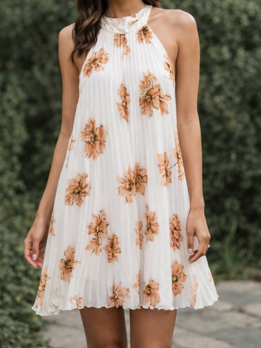 Entro • NWT White Peach Floral Pleated Halter Mini Dress Sleeveless Summer Sm